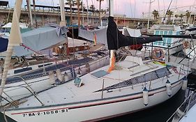 Experience On A Sailboat To Sleep